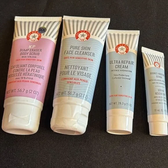 First Aid Beauty Skincare Set New - Picture 1 of 5